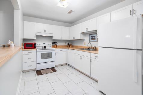1815 Walsingham Way Charleston SC 29412