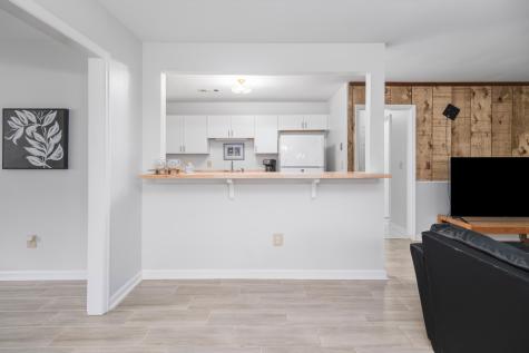 1815 Walsingham Way Charleston SC 29412