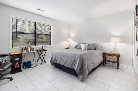 1815 Walsingham Way Charleston SC 29412