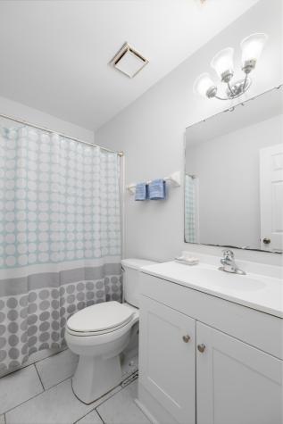 1815 Walsingham Way Charleston SC 29412