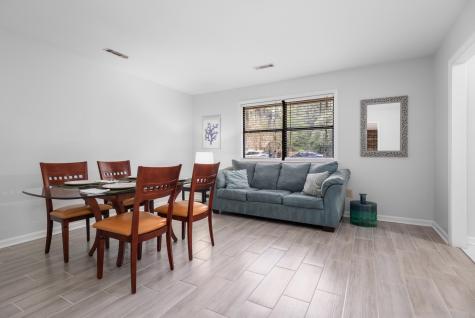 1815 Walsingham Way Charleston SC 29412