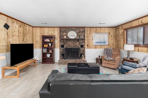 1815 Walsingham Way Charleston SC 29412