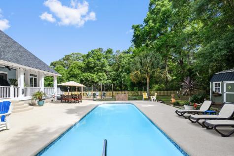 1624 Lonnie Taylor Lane Wadmalaw Island SC 29487
