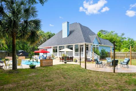 1624 Lonnie Taylor Lane Wadmalaw Island SC 29487