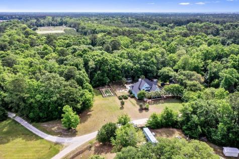 1624 Lonnie Taylor Lane Wadmalaw Island SC 29487