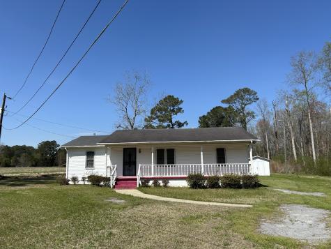 4304 Alex Harvin Highway Manning SC 29102