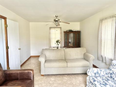 4304 Alex Harvin Highway Manning SC 29102