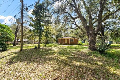 1946 River Road Johns Island SC 29455