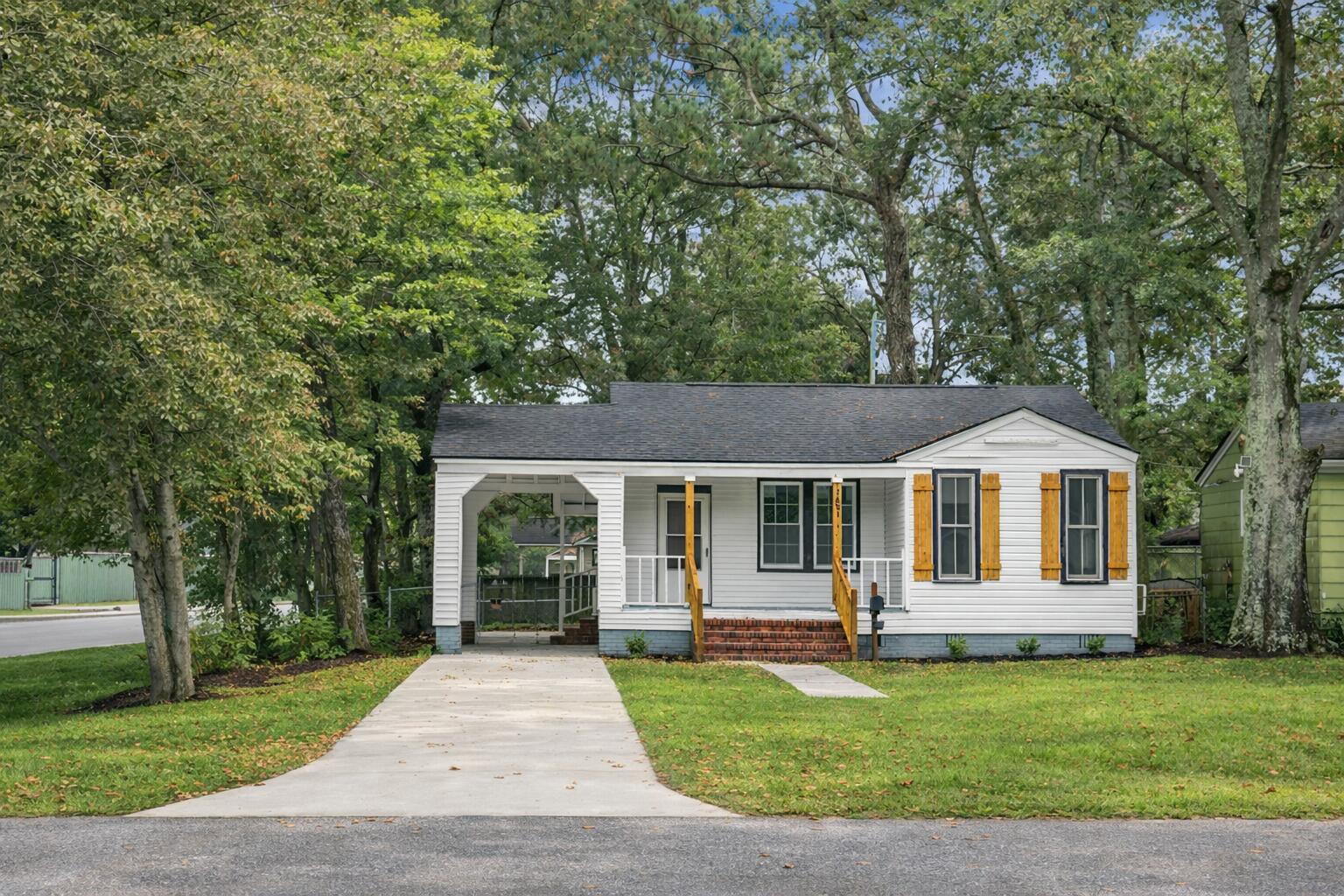 2601 S Allen Drive North Charleston SC 29405