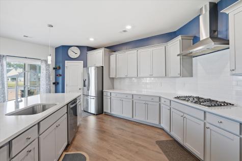 608 Macintyre Circle Summerville SC 29486