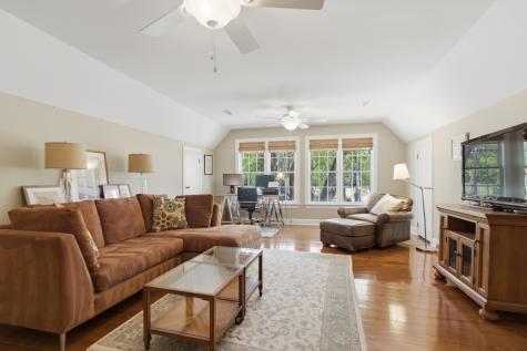 1120 Deleisseline Boulevard Mount Pleasant SC 29464