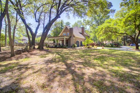 1120 Deleisseline Boulevard Mount Pleasant SC 29464
