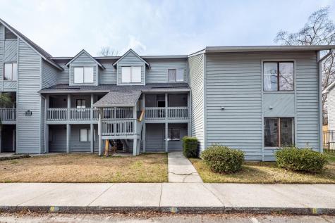 8483 Yadkin Circle North Charleston SC 29406