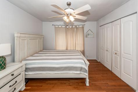 8483 Yadkin Circle North Charleston SC 29406