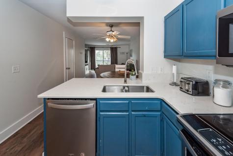 8483 Yadkin Circle North Charleston SC 29406