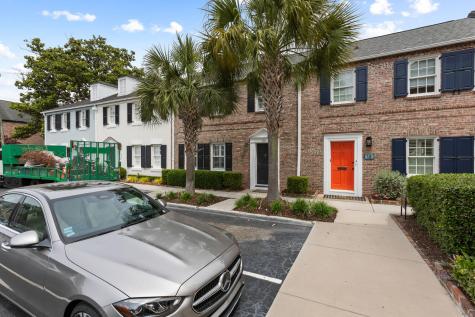 20 Charlestowne Court Charleston SC 29401