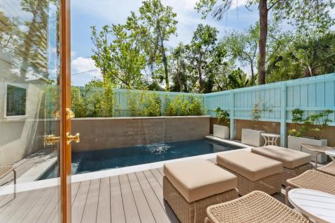 67 Spring Street Charleston SC 29403