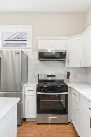 8 Pitt Street Charleston SC 29401