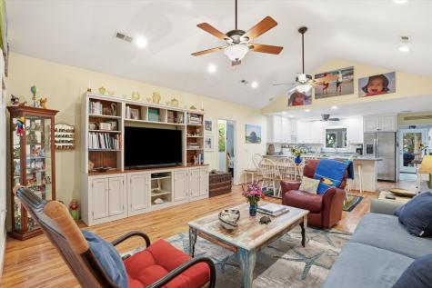 609 Dolphin Road Edisto Island SC 29438