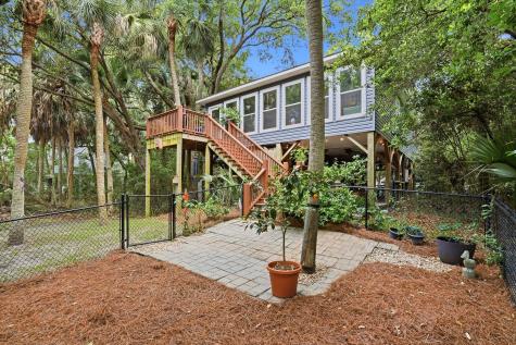 609 Dolphin Road Edisto Island SC 29438