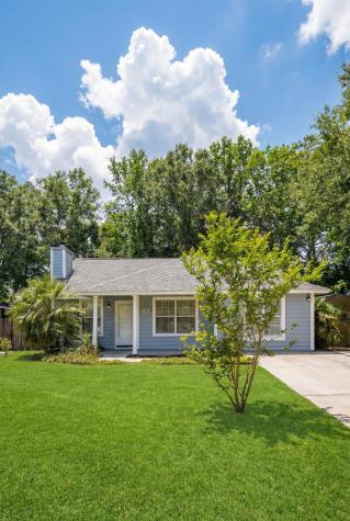 1307 Lake Mallard Boulevard Mount Pleasant SC 29464
