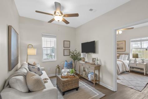16 Strawberry Lane Charleston SC 29403