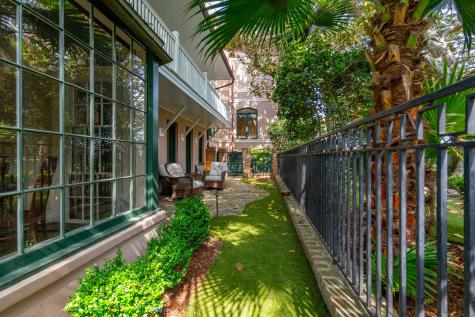 25 East Battery Street Charleston SC 29401