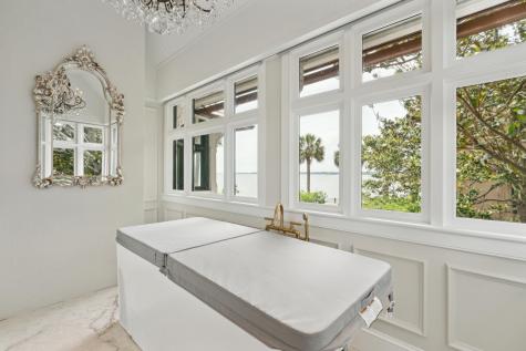 25 East Battery Street Charleston SC 29401