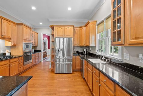3569 Henrietta Hartford Road Mount Pleasant SC 29466