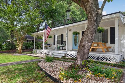 206 N Winter Street Moncks Corner SC 29461