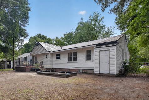 206 N Winter Street Moncks Corner SC 29461