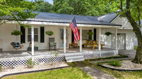 206 N Winter Street Moncks Corner SC 29461