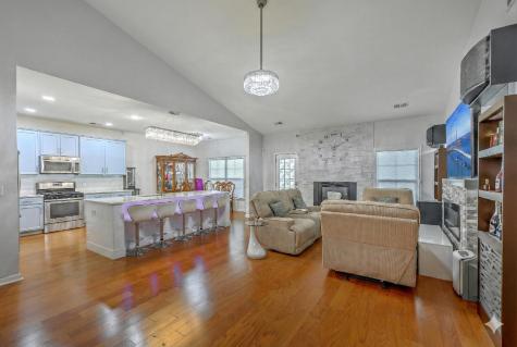 3811 Bonnecrest Lane North Charleston SC 29420