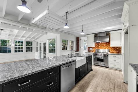 706 Sterling Drive Charleston SC 29412