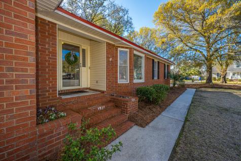 2206 Hunter Creek Drive Charleston SC 29414