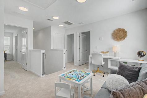 9697 Crofton Drive Ladson SC 29456
