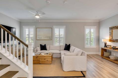 549 Cooper Village Lane Mount Pleasant SC 29464