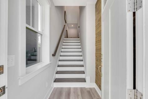 549 Cooper Village Lane Mount Pleasant SC 29464