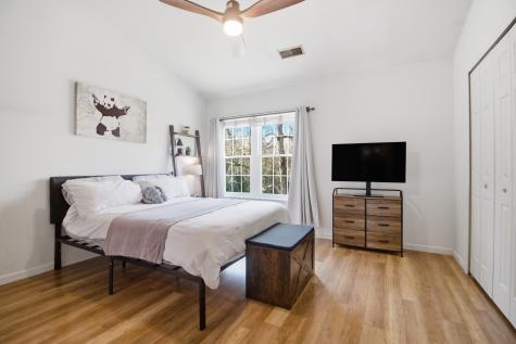 7921 Shadow Oak Drive North Charleston SC 29406