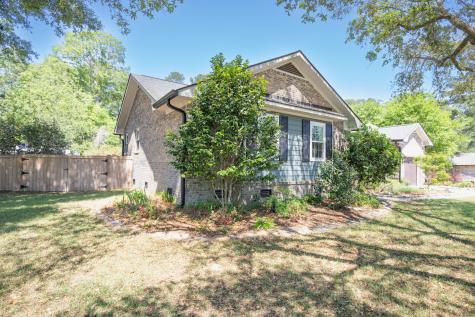 101 Chalcott Place Summerville SC 29485