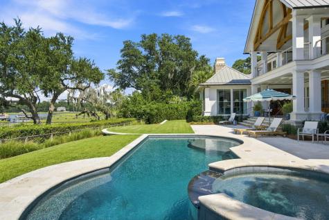674 Olde Salt Run Mount Pleasant SC 29464