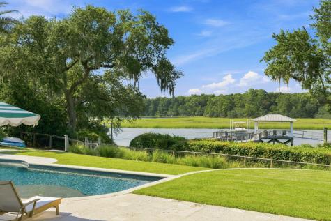 674 Olde Salt Run Mount Pleasant SC 29464