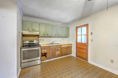1218 Dennis Boulevard Moncks Corner SC 29461