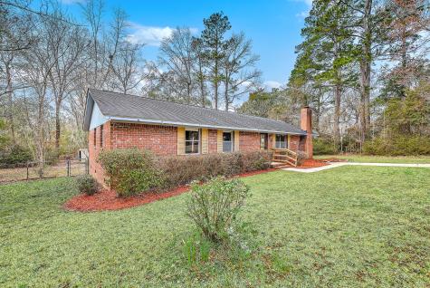 1218 Dennis Boulevard Moncks Corner SC 29461