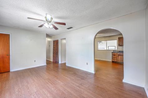 1218 Dennis Boulevard Moncks Corner SC 29461