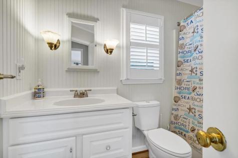 142 Palmetto Boulevard Edisto Island SC 29438