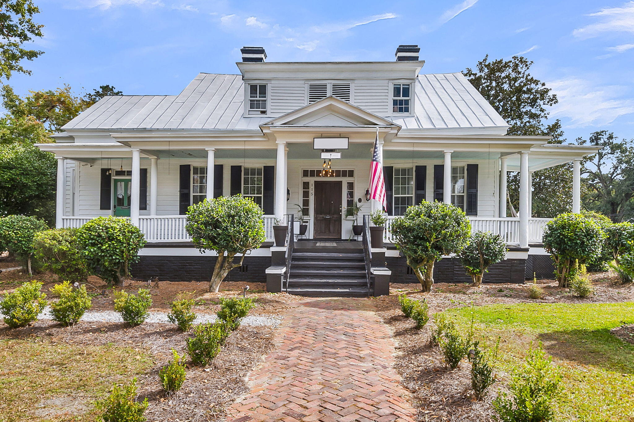 115 S Magnolia Street Summerville SC 29483
