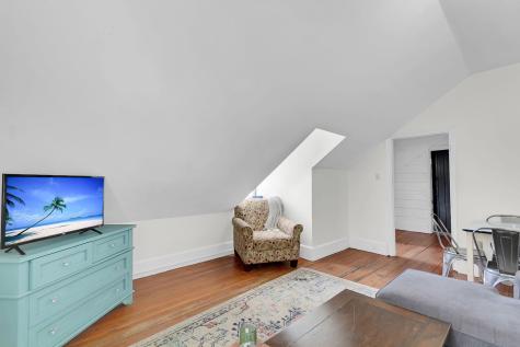 115 S Magnolia Street Summerville SC 29483