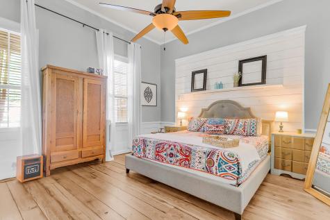 115 S Magnolia Street Summerville SC 29483