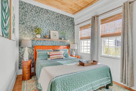 115 S Magnolia Street Summerville SC 29483